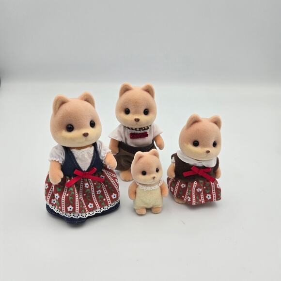 Calico Critters Caramel Dog Family, Set of 4 Collectible Doll Figures - Picture 5 of 5